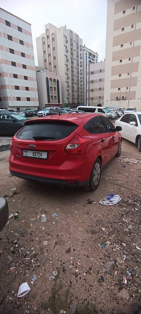 2012 Ford Focus thumbnail 3