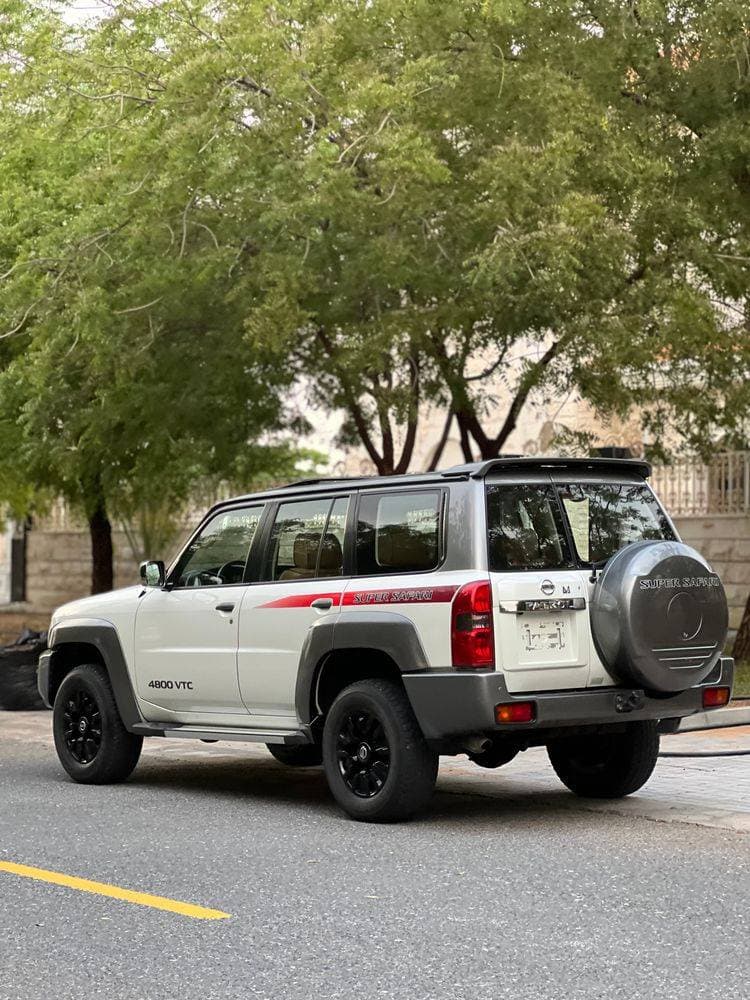 2018 Nissan Patrol Super Safari thumbnail 2