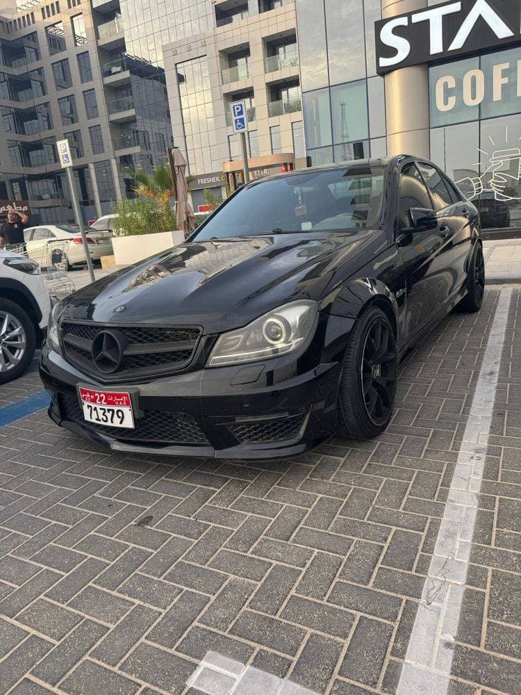 2010 Mercedes-Benz C-Class thumbnail 5