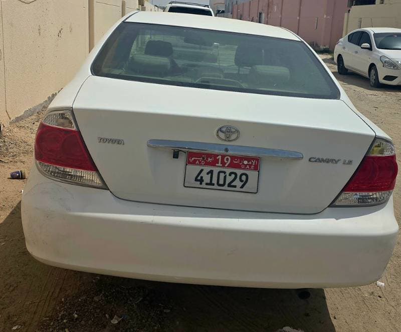 2005 Toyota Camry thumbnail 2