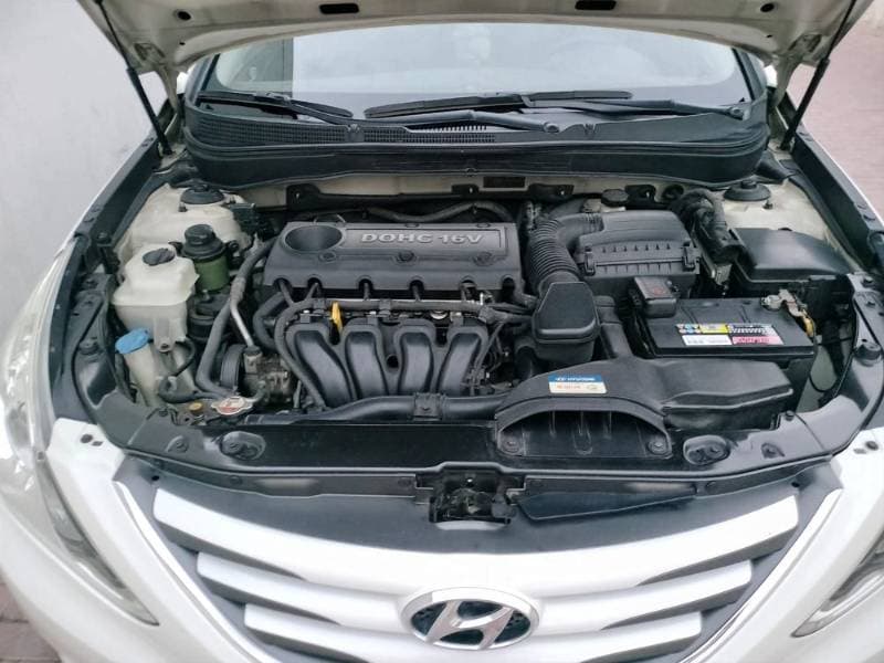 2014 Hyundai Sonata thumbnail 3