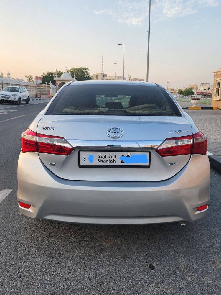 2014 Toyota Corolla thumbnail 4