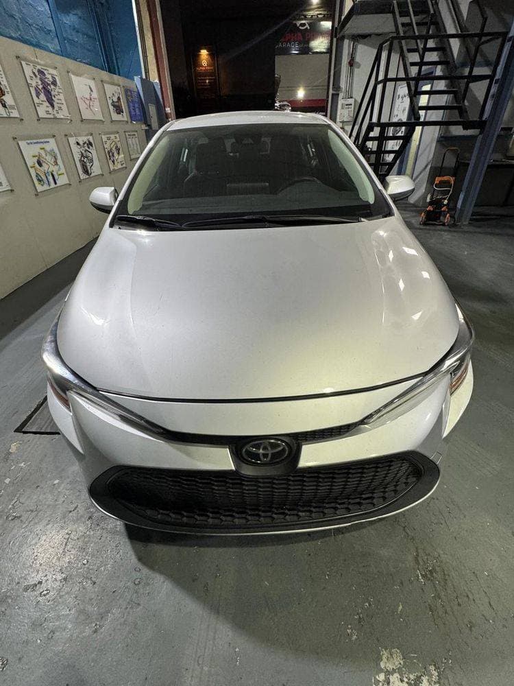 2022 Toyota Corolla thumbnail 2