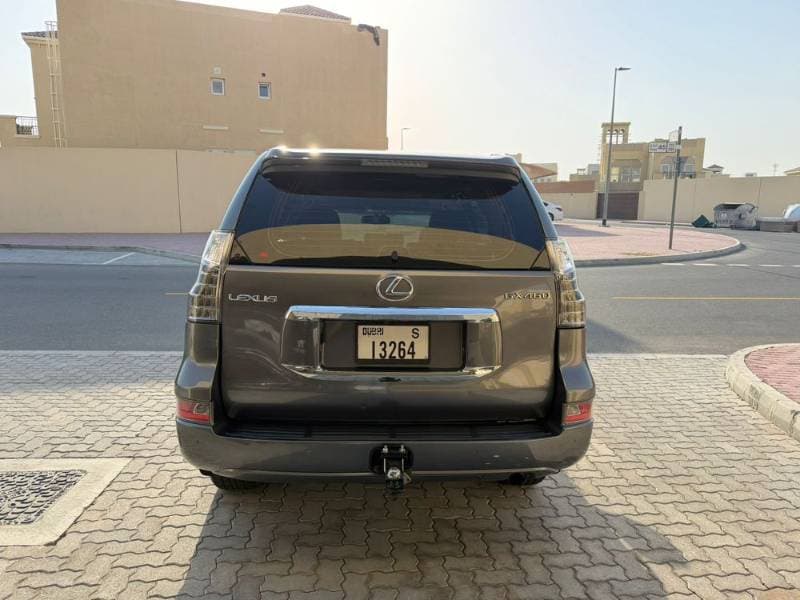 2017 Lexus GX 460 thumbnail 4