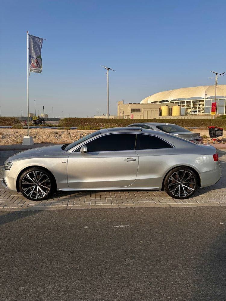 2013 Audi A5 Coupe thumbnail 2