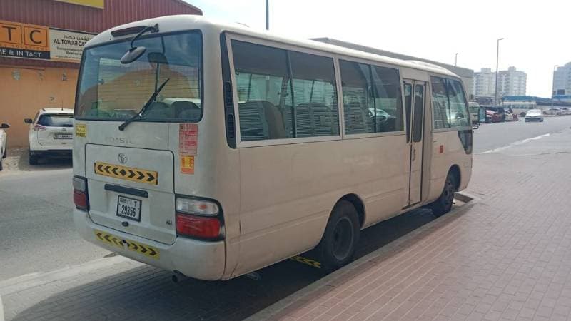 2015 Toyota Coaster thumbnail 3