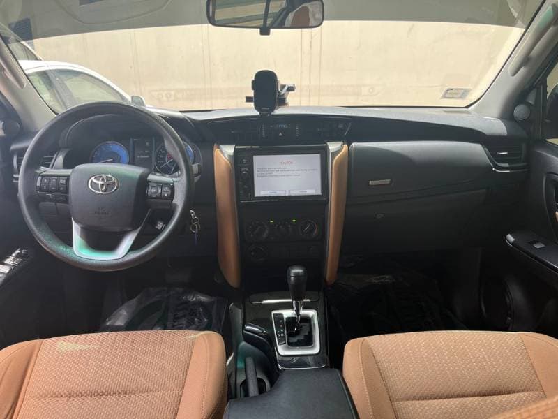 2022 Toyota Fortuner thumbnail 5