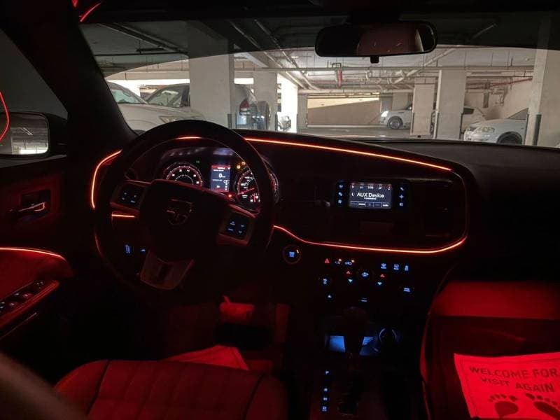 2014 Dodge Charger thumbnail 4