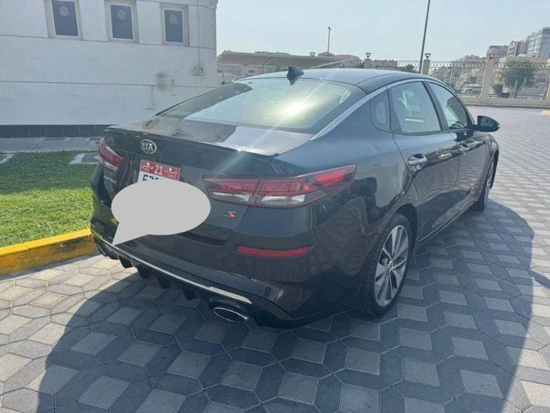 2019 Kia Optima thumbnail 4