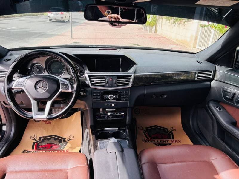 2010 Mercedes-Benz E-Class thumbnail 2