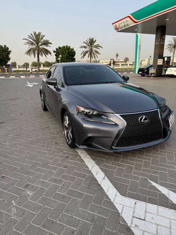 2016 Lexus IS F thumbnail 2