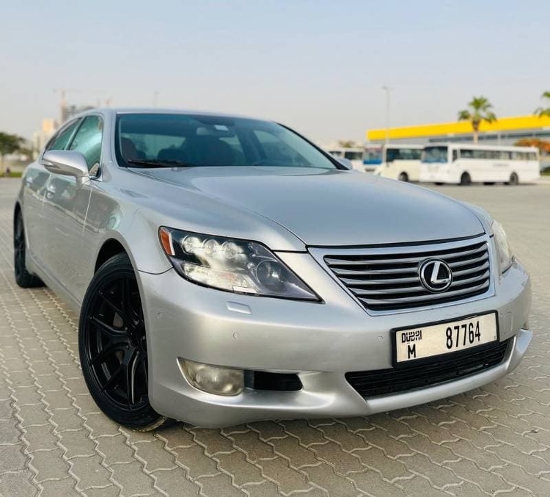 2011 Lexus LS