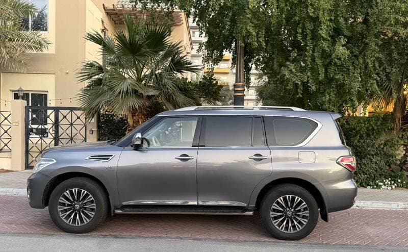 2014 Nissan Patrol thumbnail 4