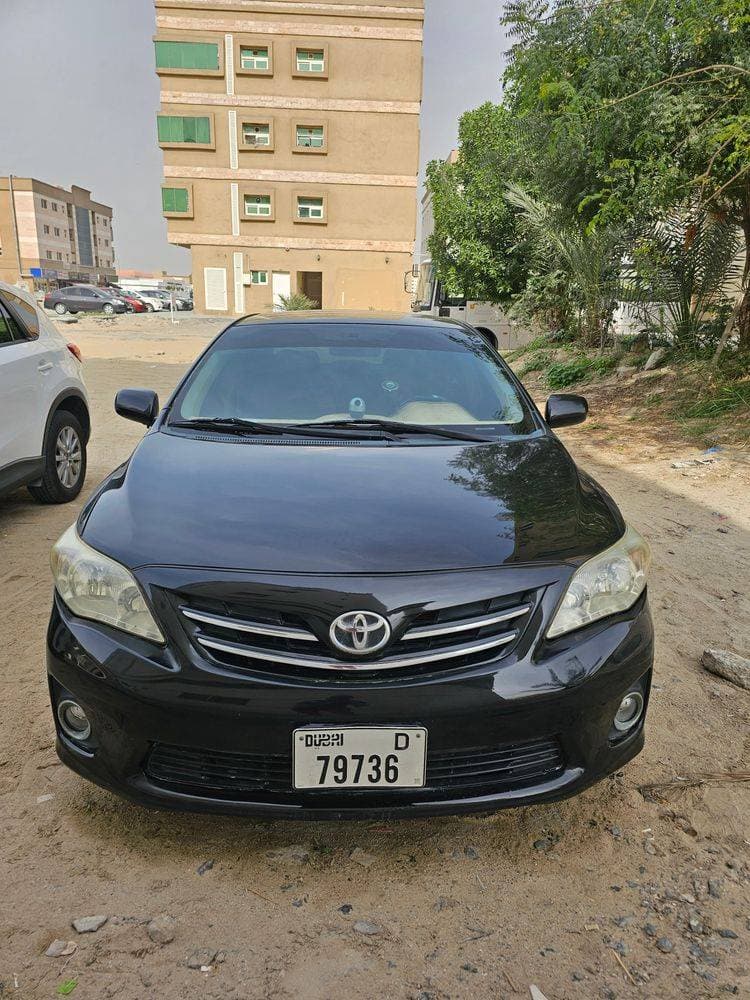 2013 Toyota Corolla thumbnail 2