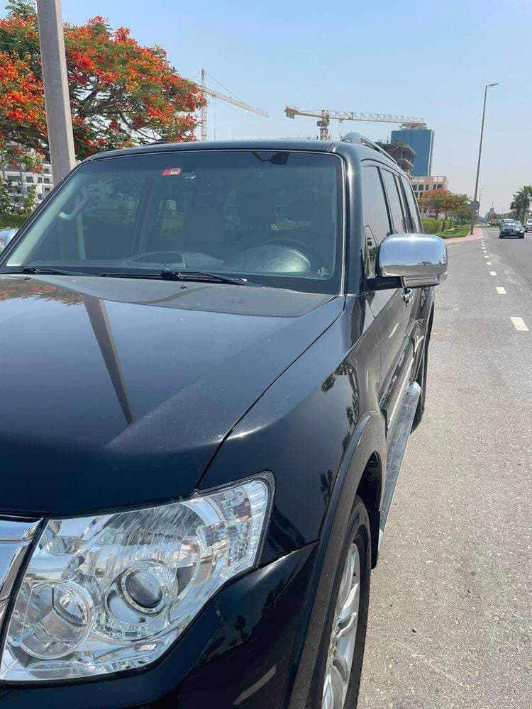 2020 Mitsubishi Pajero thumbnail 5
