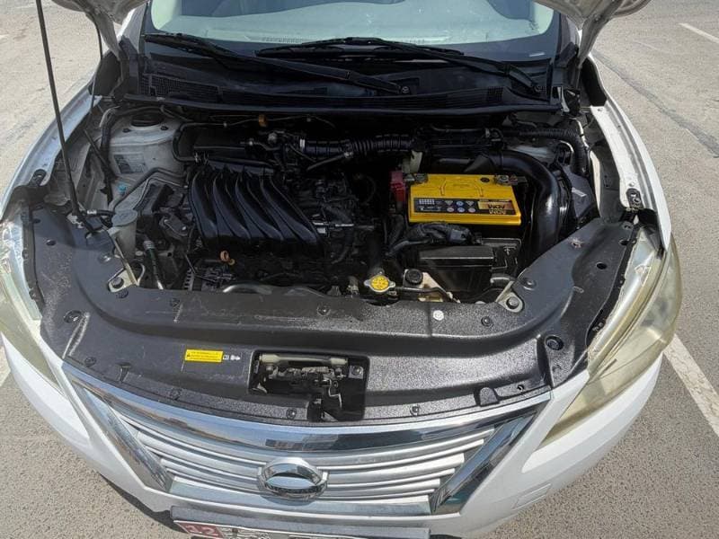 2013 Nissan Sentra thumbnail 3