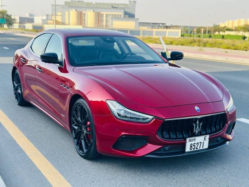 2018 Maserati Ghibli thumbnail 3