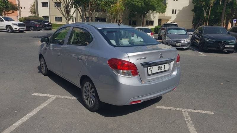 2020 Mitsubishi Attrage thumbnail 5