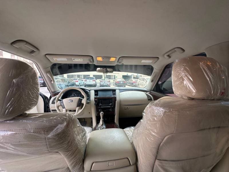 2018 Nissan Patrol thumbnail 4