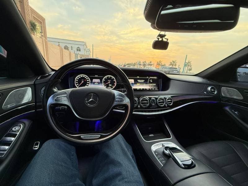 2015 Mercedes-Benz S-Class thumbnail 3