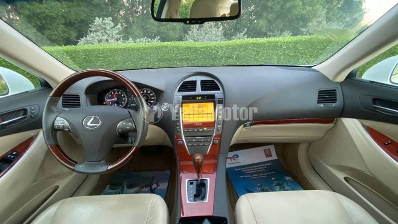 2011 Lexus ES 350 thumbnail 6
