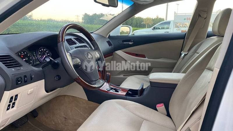 2011 Lexus ES 350 thumbnail 7