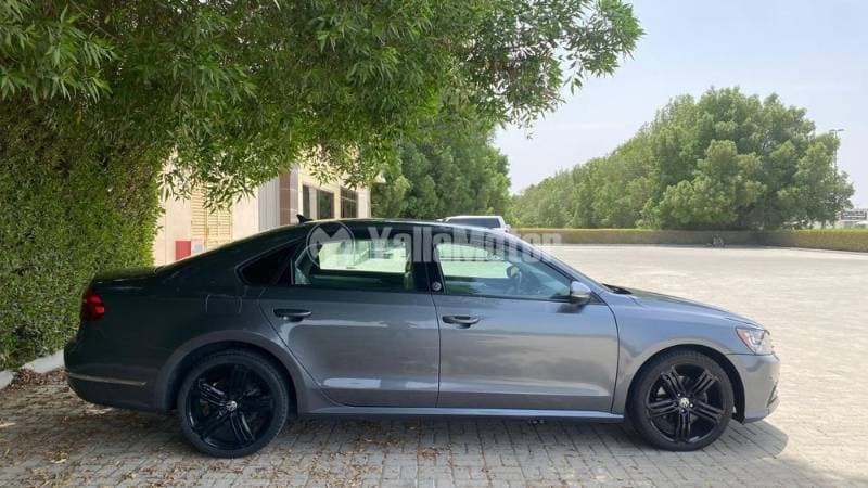 2019 Volkswagen Passat thumbnail 5