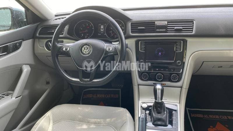 2019 Volkswagen Passat thumbnail 8