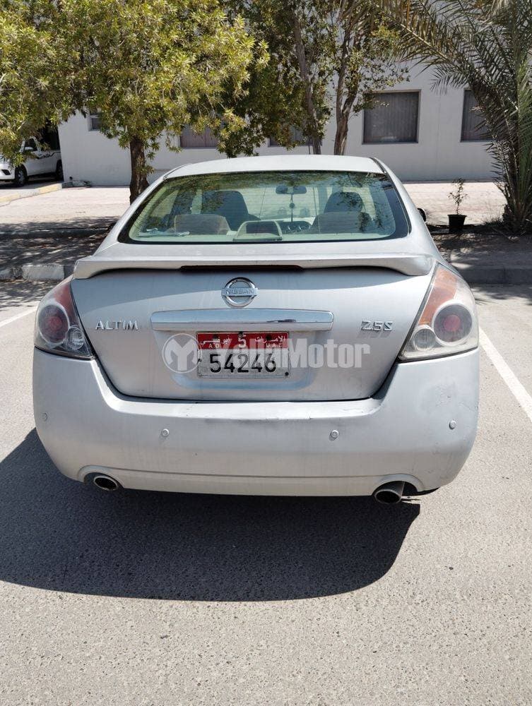 2009 Nissan Altima thumbnail 4