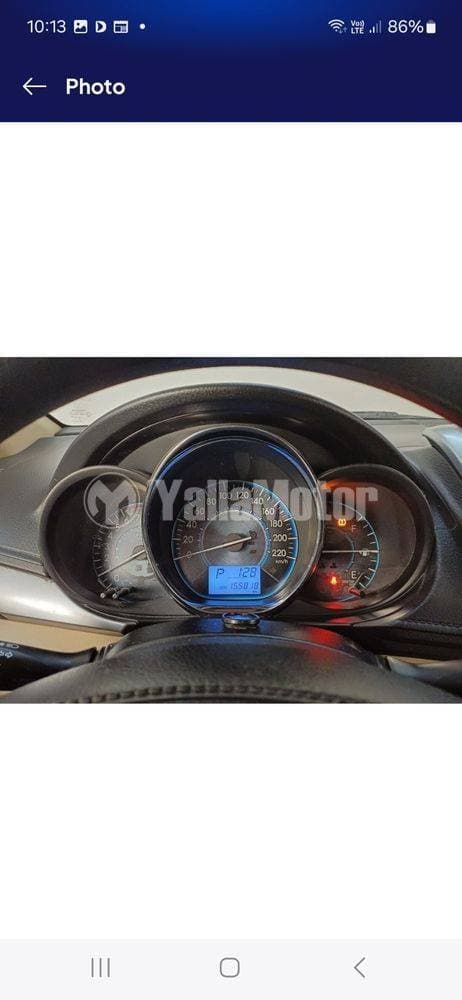 2017 Toyota Yaris thumbnail 5