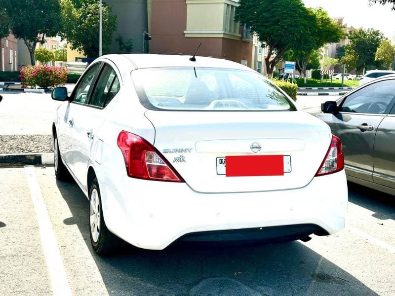2020 Nissan Sunny thumbnail 3