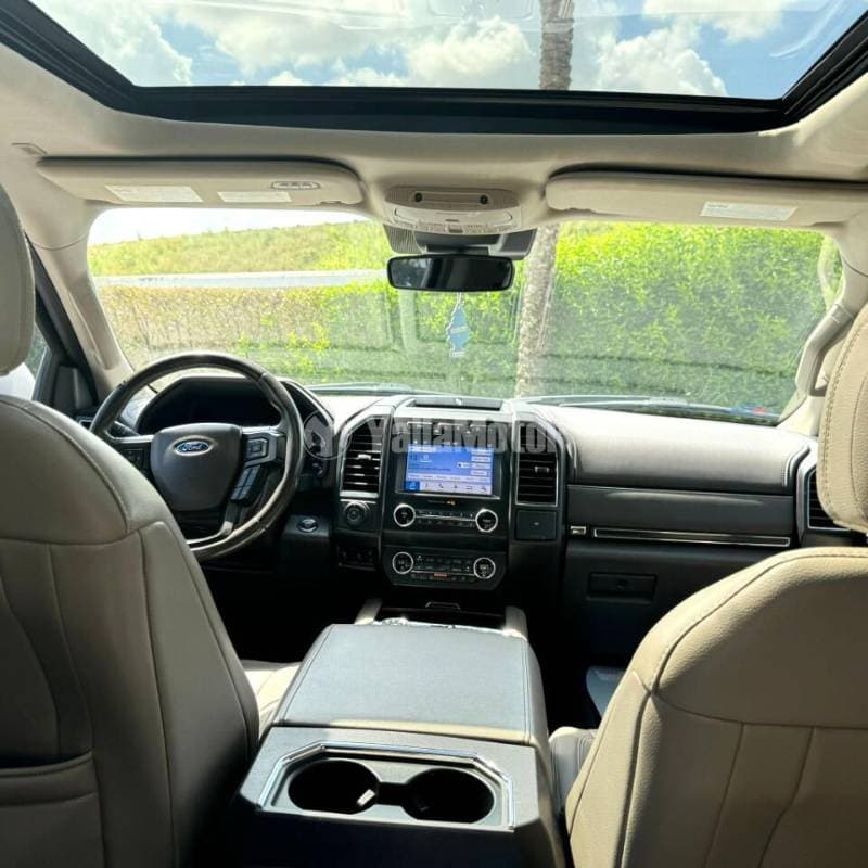 2019 Ford Expedition thumbnail 4