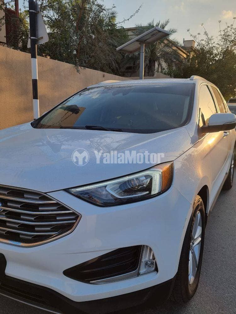 2019 Ford Edge thumbnail 3