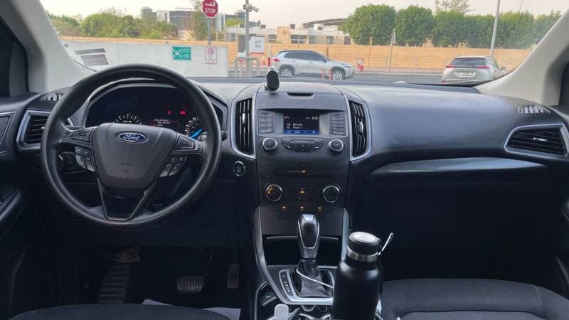 2017 Ford Edge thumbnail 5