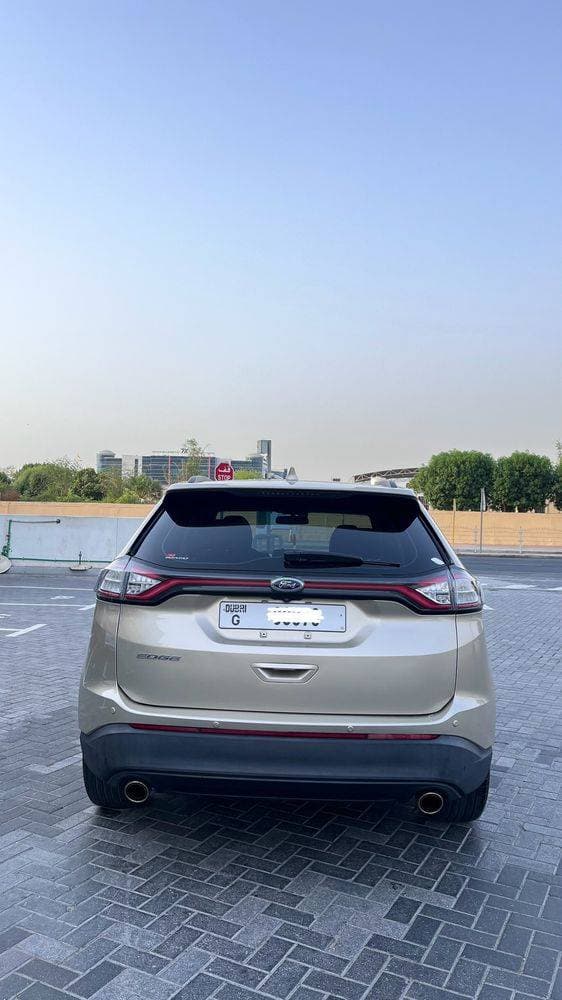 2017 Ford Edge thumbnail 4