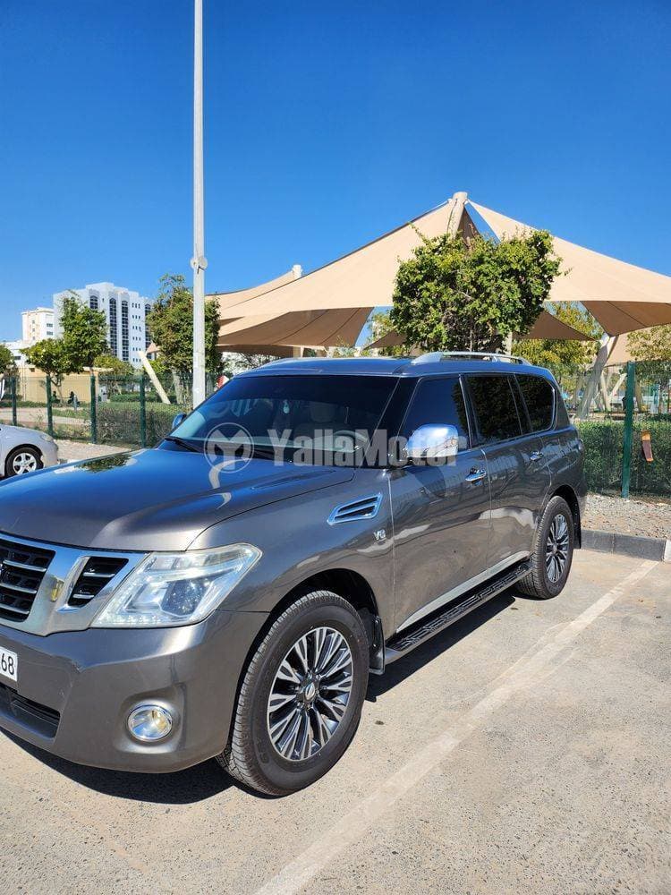 2014 Nissan Patrol thumbnail 4