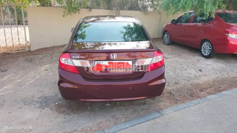 2012 Honda Civic thumbnail 2
