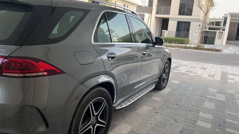 2021 Mercedes-Benz GLE-Class thumbnail 4