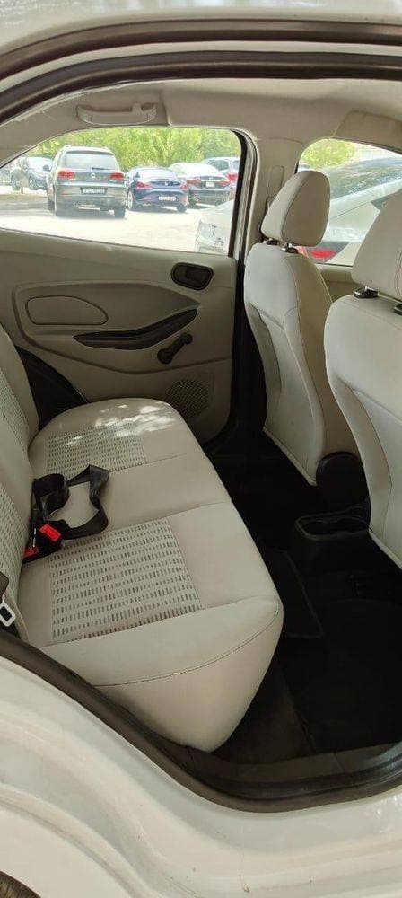 2017 Ford Figo Sedan thumbnail 4