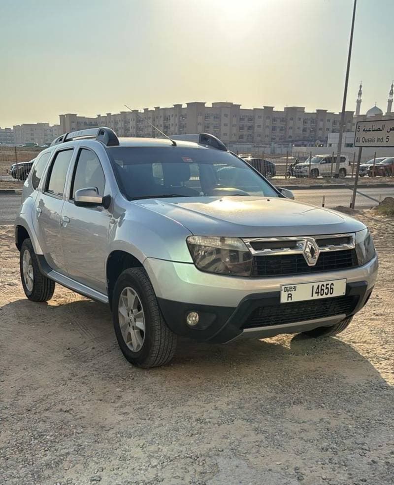 2015 Renault Duster thumbnail 2