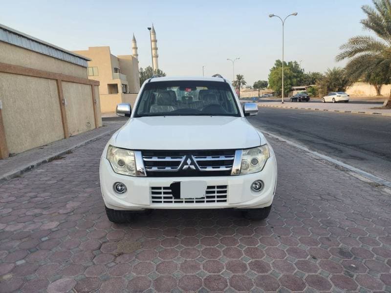 2014 Mitsubishi Pajero