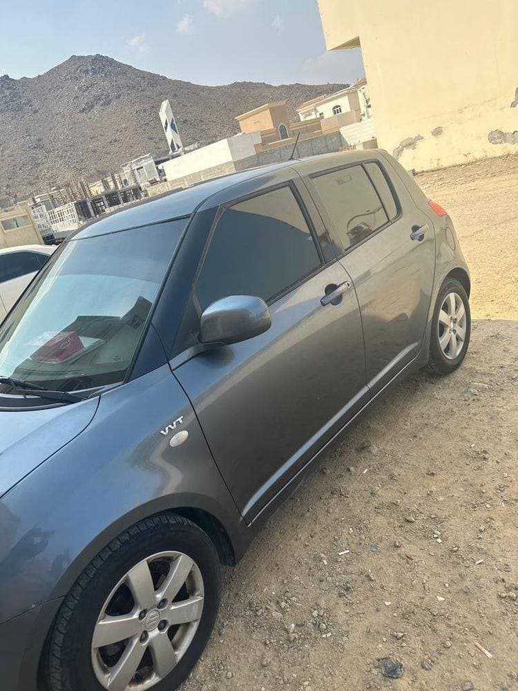 2008 Suzuki Swift thumbnail 2