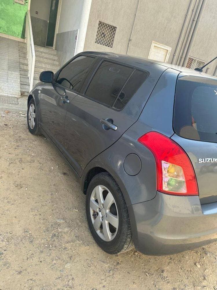 2008 Suzuki Swift thumbnail 4