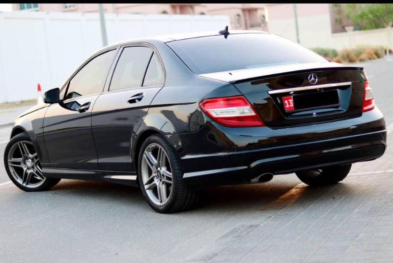 2011 Mercedes-Benz C-Class Coupe thumbnail 5