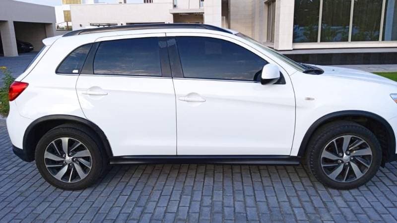 2017 Mitsubishi ASX thumbnail 3