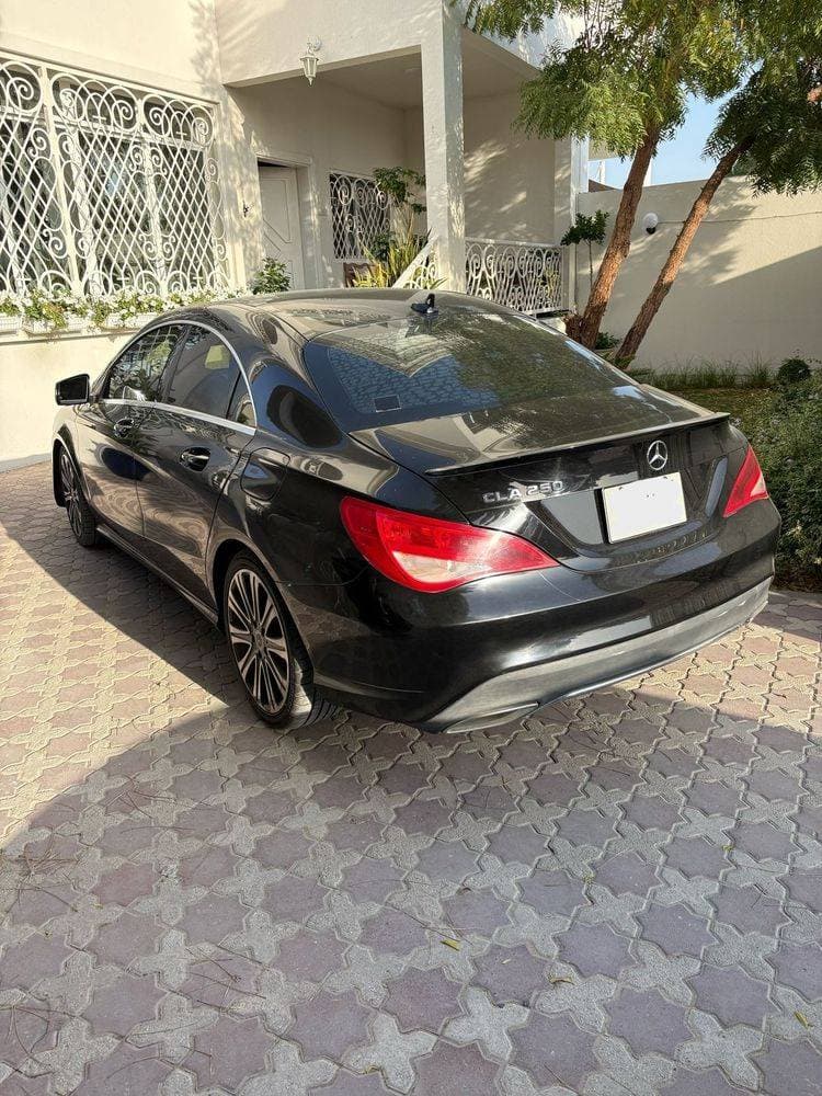 2018 Mercedes-Benz CLA-Class thumbnail 4