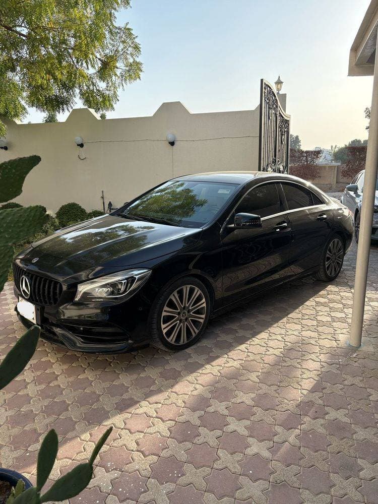 2018 Mercedes-Benz CLA-Class thumbnail 2