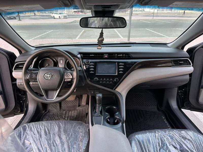 2019 Toyota Camry thumbnail 3
