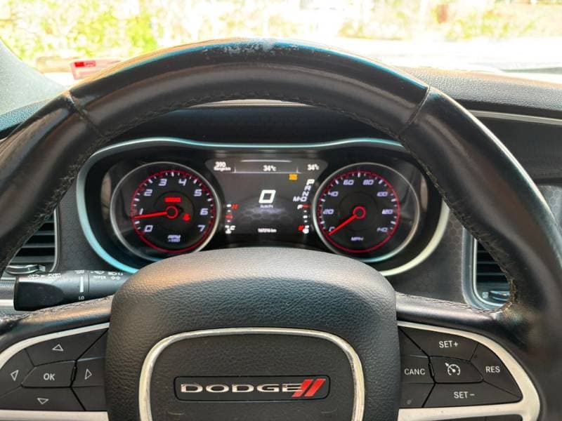 2016 Dodge Charger thumbnail 2