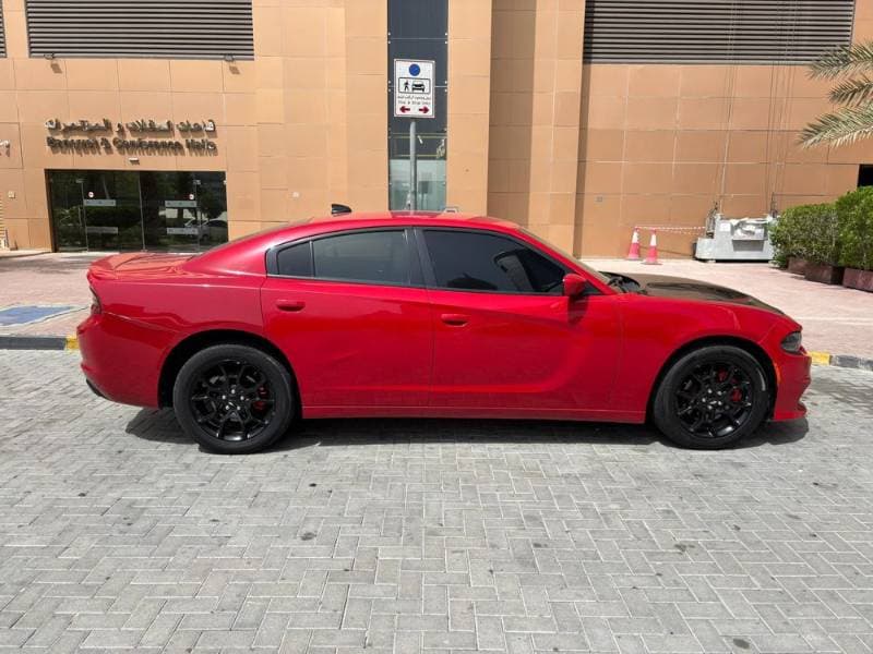 2016 Dodge Charger thumbnail 3